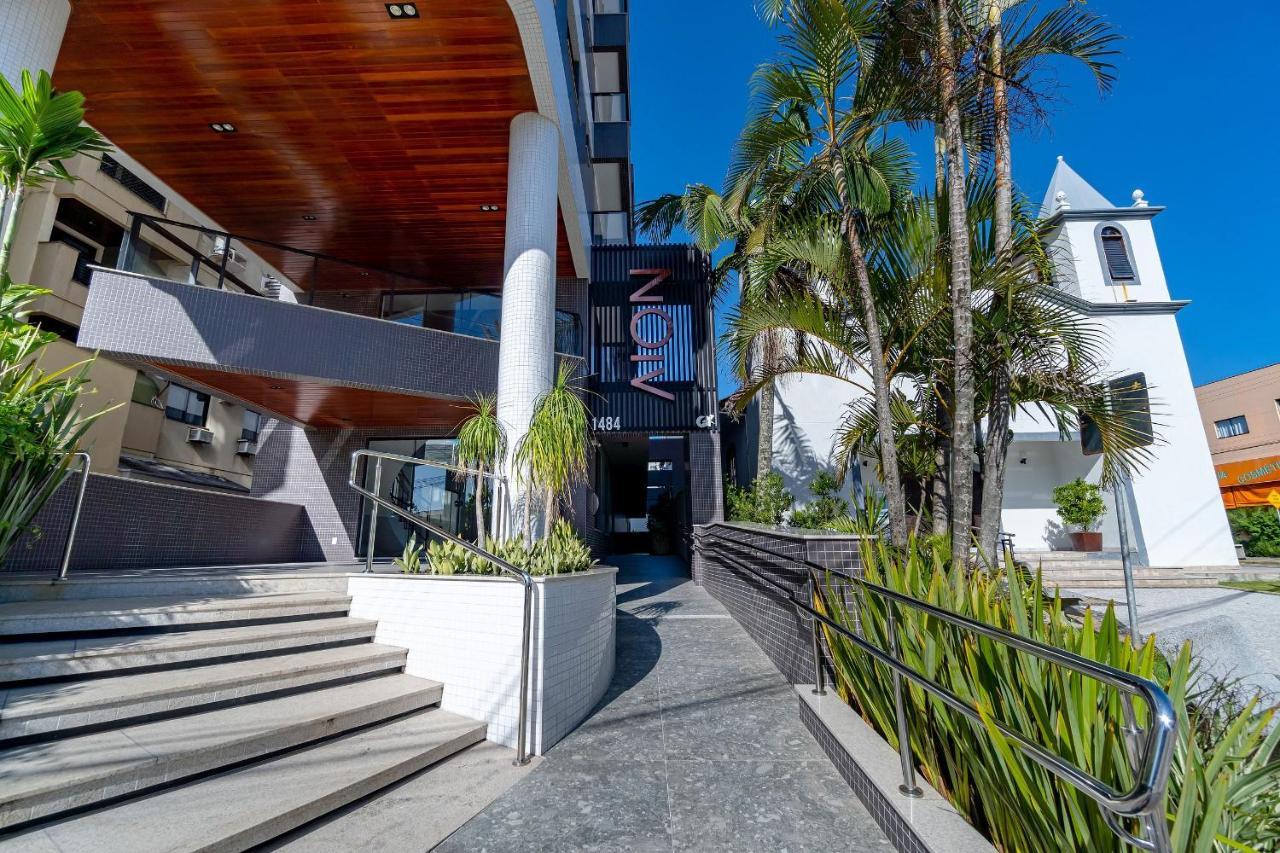 Confortavel Loft Em Condominio Com Piscina Bombinhas Exterior photo